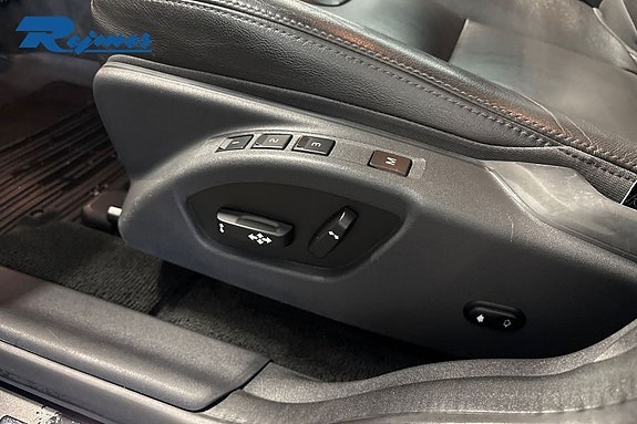 Volvo XC60 15 of 29