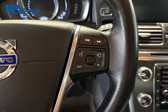 Volvo XC60 18 of 29