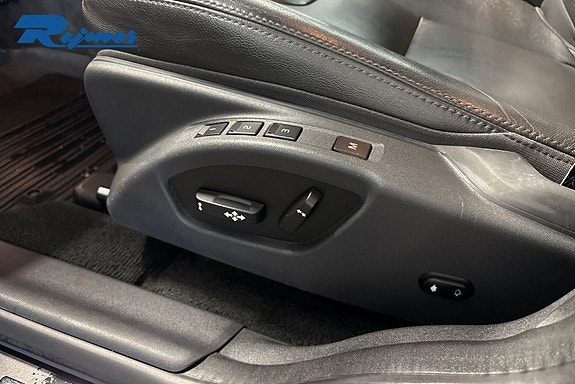 Volvo XC60 15 of 29