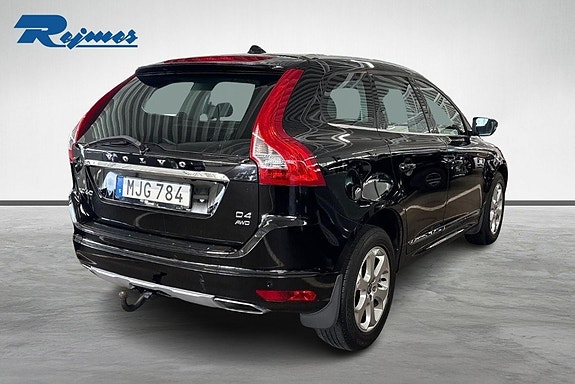 Volvo XC60 3 of 29
