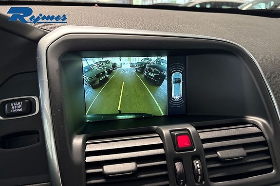 Volvo XC60 20 of 29