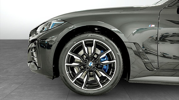 BMW i4 9 of 9