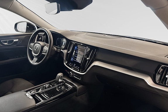 Volvo V60 10 of 29