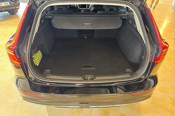 Volvo V60 17 of 29