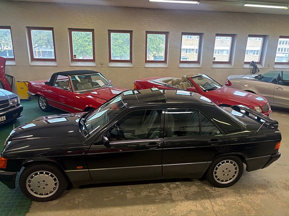 Mercedes-Benz 190 E 3 of 26