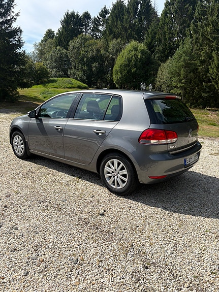 Volkswagen Golf VI 3 of 4