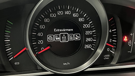 Volvo V40 Cross Country 15 of 18