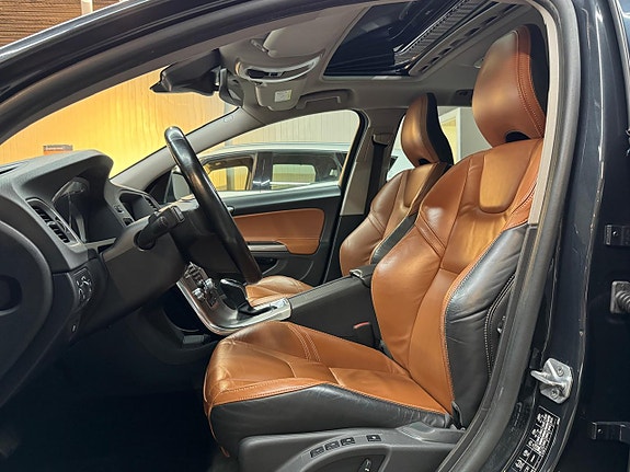 Volvo V60 17 of 18