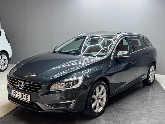Volvo V60 3 of 18