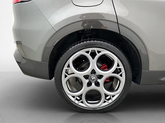Alfa Romeo Tonale 30 of 30