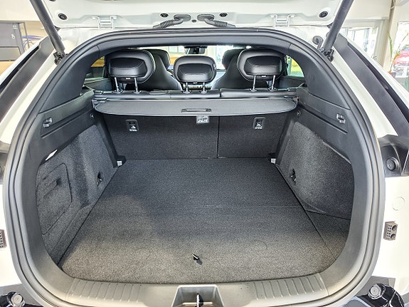 Mazda CX-6e 21 of 23