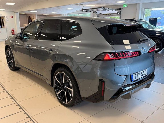 BMW iX3 11 of 11