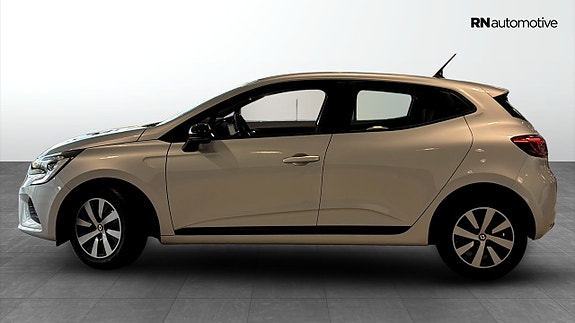 Renault Clio 12 of 22