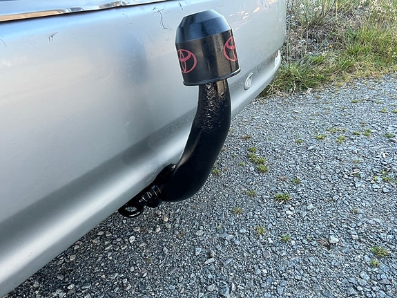 Toyota Avensis 18 of 22