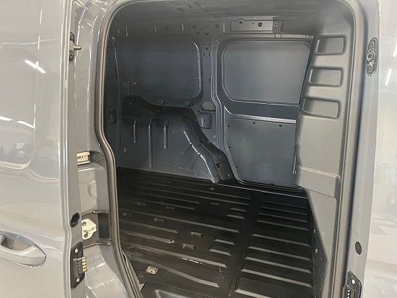 Volkswagen Caddy 13 of 15