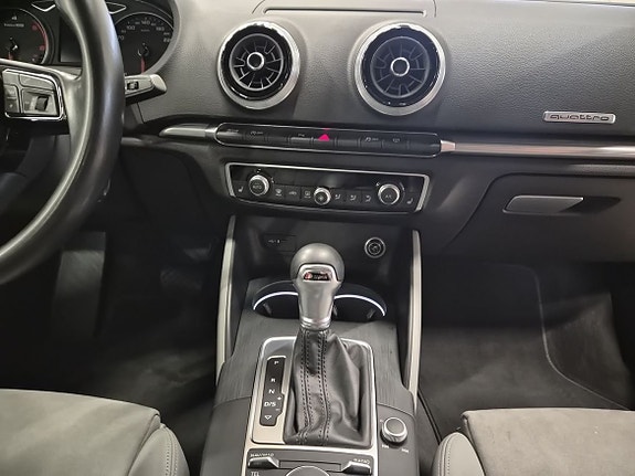 Audi A3 11 of 15