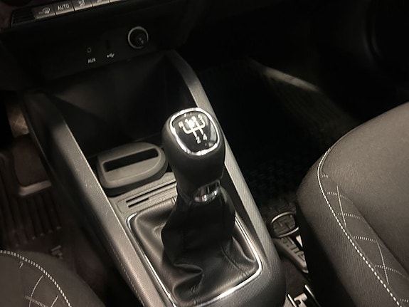 Skoda Fabia 13 of 16
