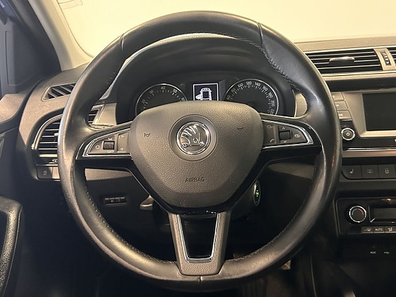 Skoda Fabia 10 of 16