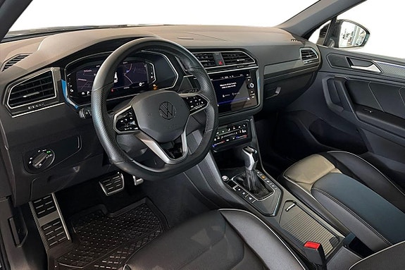 Volkswagen Tiguan 10 of 25