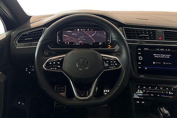 Volkswagen Tiguan 14 of 25