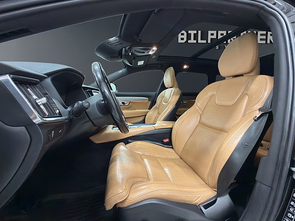 Volvo V90 Cross Country 10 of 21