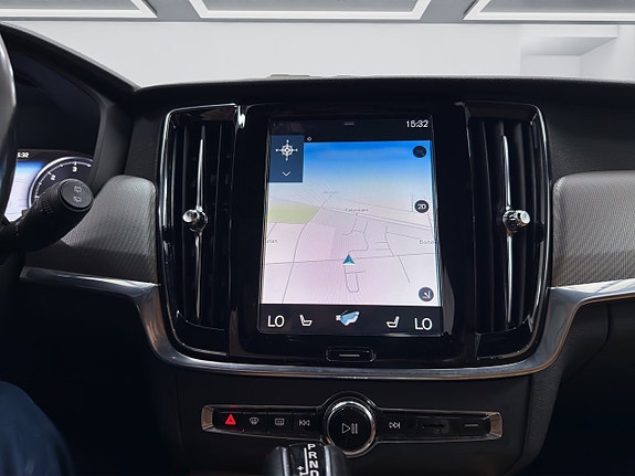 Volvo V90 Cross Country 15 of 21