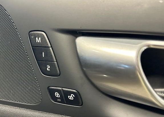 Volvo V60 9 of 18