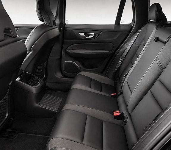 Volvo V60 8 of 18