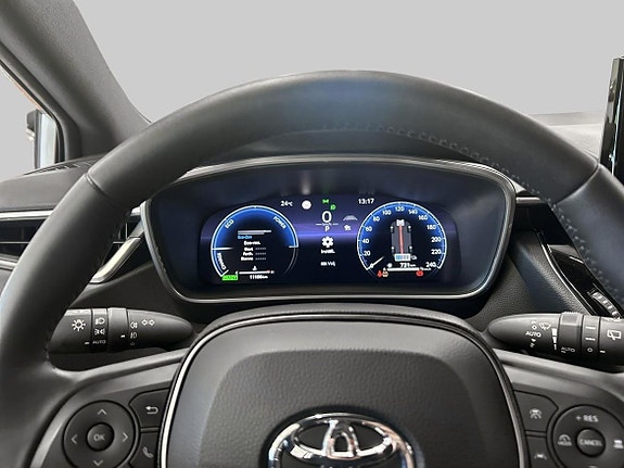 Toyota Corolla 14 of 18