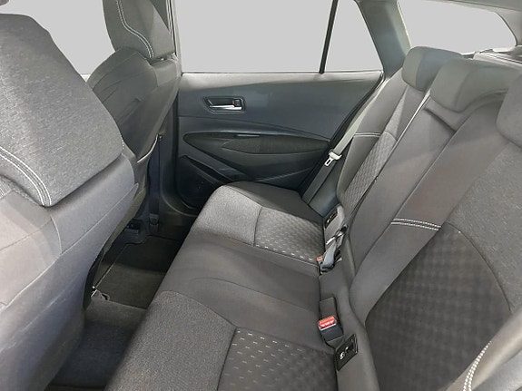 Toyota Corolla 10 of 18