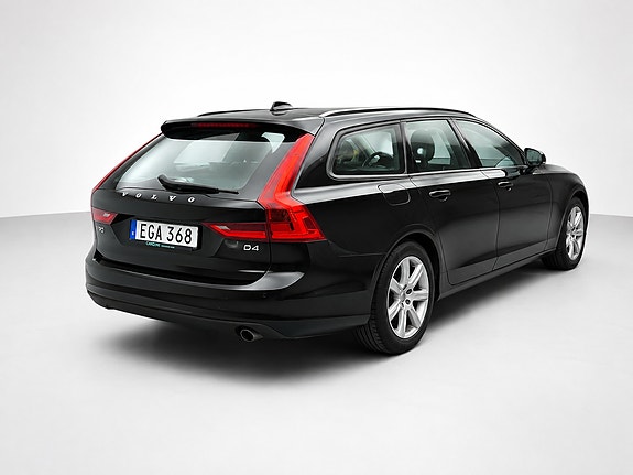 Volvo V90 2 of 10