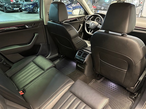 Skoda Superb 18 of 30