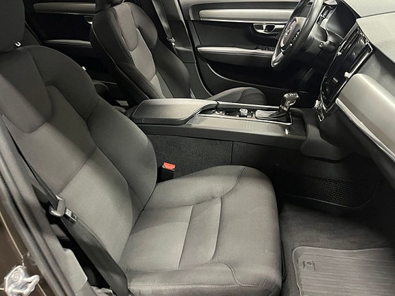 Volvo V90 8 of 13