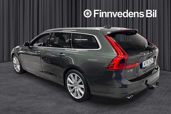 Volvo V90 2 of 13