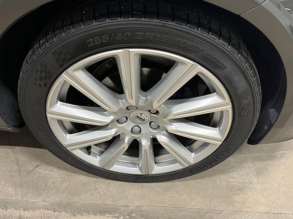 Volvo V90 13 of 13
