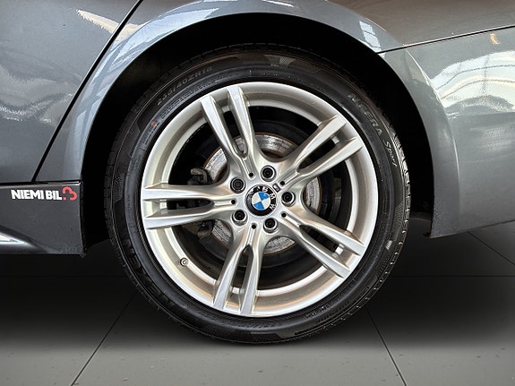 BMW 320d 14 of 27