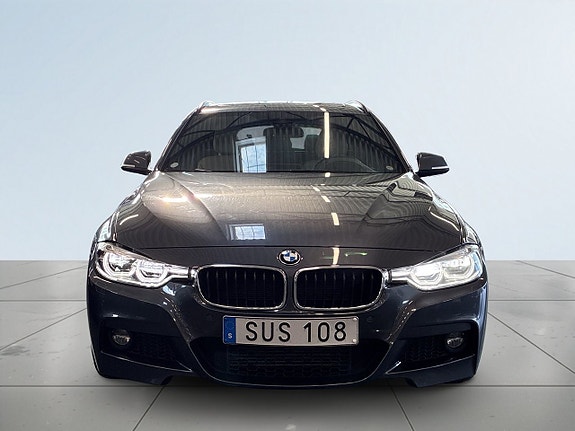 BMW 320d 2 of 27