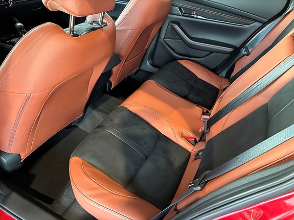 Mazda 3 14 of 20