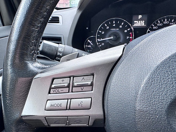 Subaru Legacy 15 of 21