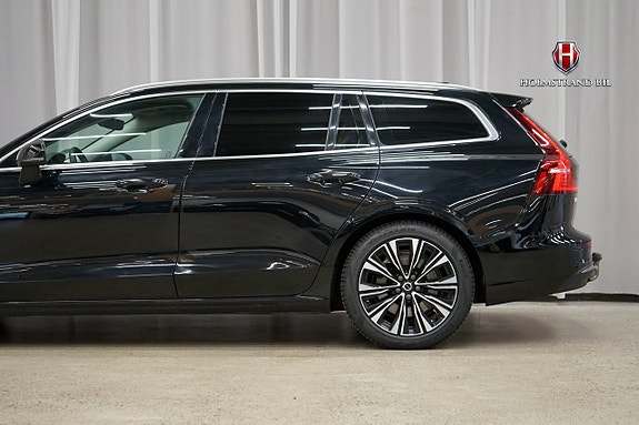 Volvo V60 8 of 25