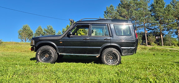 Land Rover Discovery 4 of 21