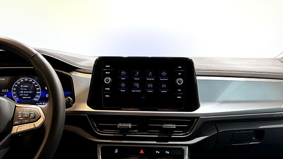 Volkswagen T-Roc 9 of 19