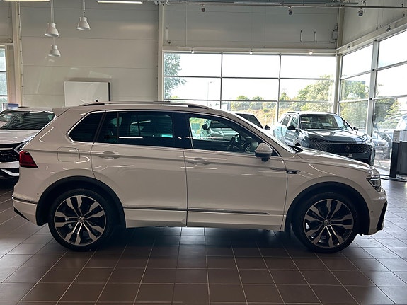 Volkswagen Tiguan 8 of 30