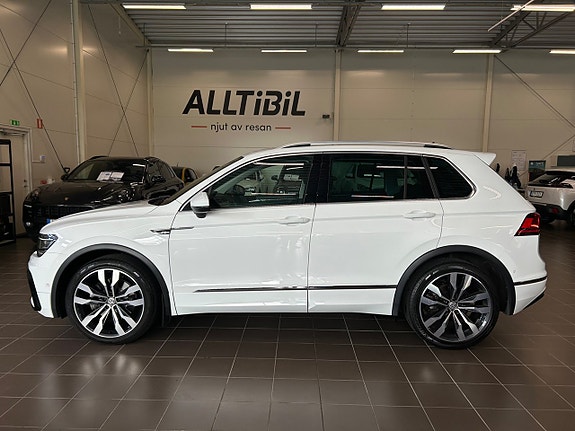 Volkswagen Tiguan 4 of 30