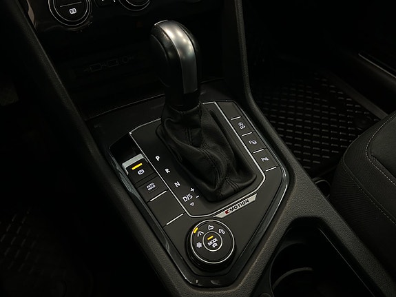 Volkswagen Tiguan 24 of 30