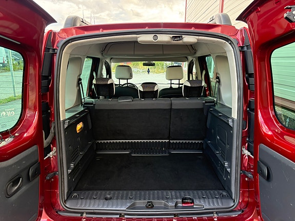 Renault Kangoo Express 8 of 8