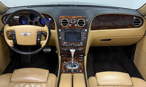 Bentley Continental GTC 11 of 21