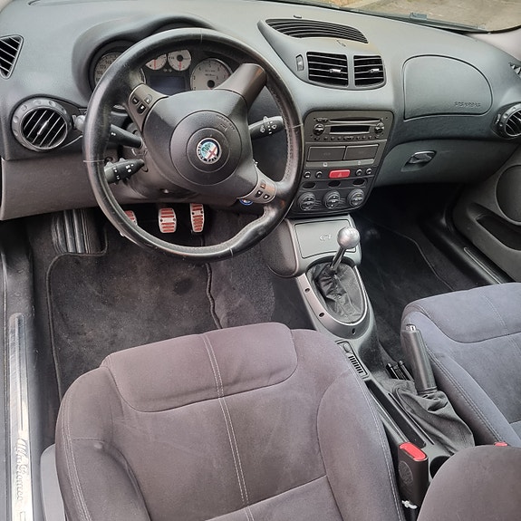 Alfa Romeo GT 14 of 18