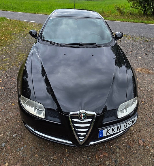 Alfa Romeo GT 6 of 18