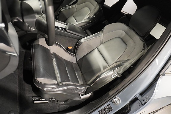 Volvo XC60 4 of 18